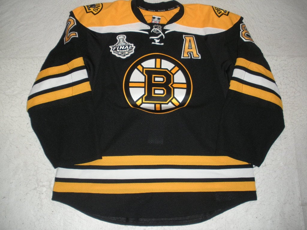 Bruins Jerseys from 2011 Stanley Cup 