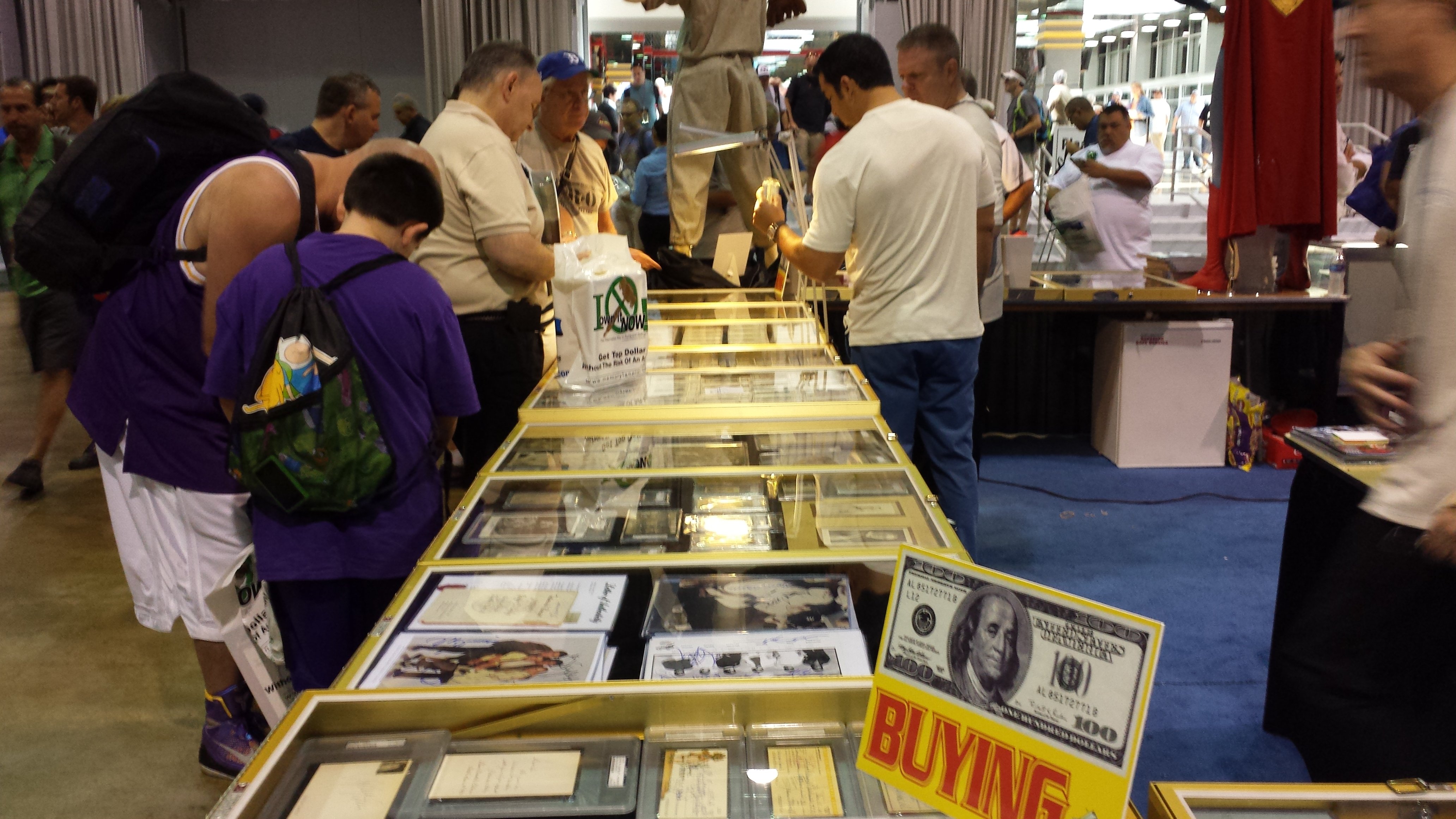 National Sports Collectors Convention showcases
