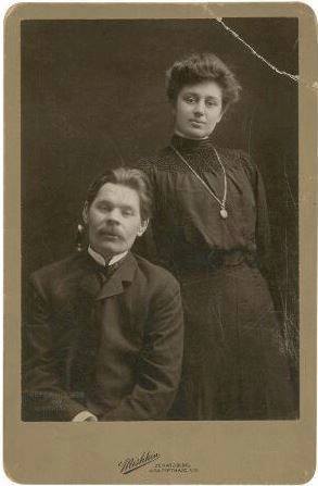 1908 cabinet card of famed Russian writer Maxim Gorky. Photographed in New York while on a tour of America.