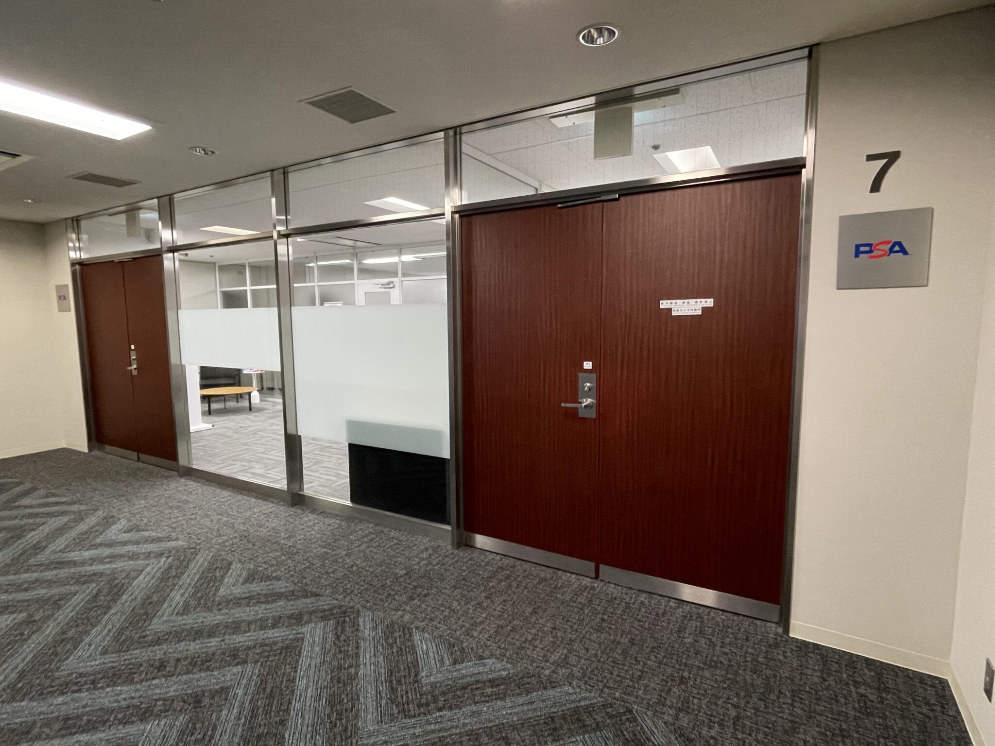 Notes PSA Now Grading in Japan; Mark Jordan Passes; Fanatics Auction